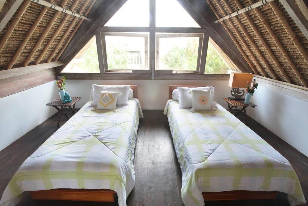 Villa Lumba Lumba - Oceanfront & Spectacular View! Lembongan Dış mekan fotoğraf