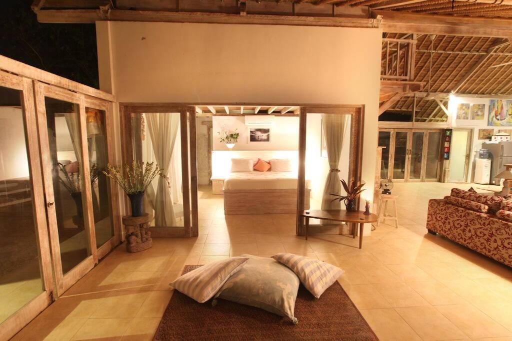 Villa Lumba Lumba - Oceanfront & Spectacular View! Lembongan Dış mekan fotoğraf